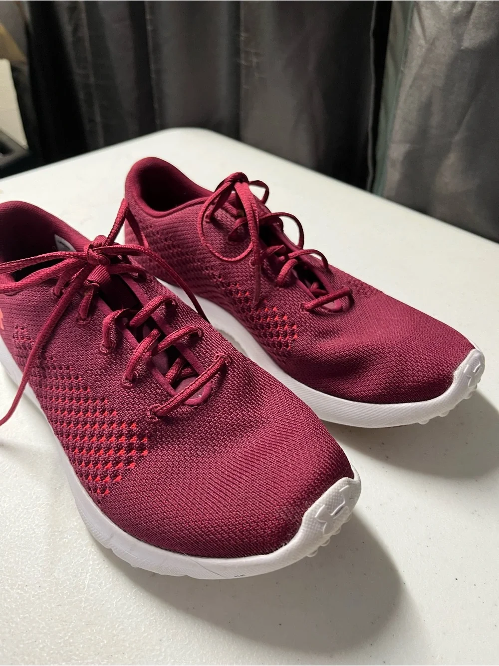 Under Armour Rapid LE Sneakers 7